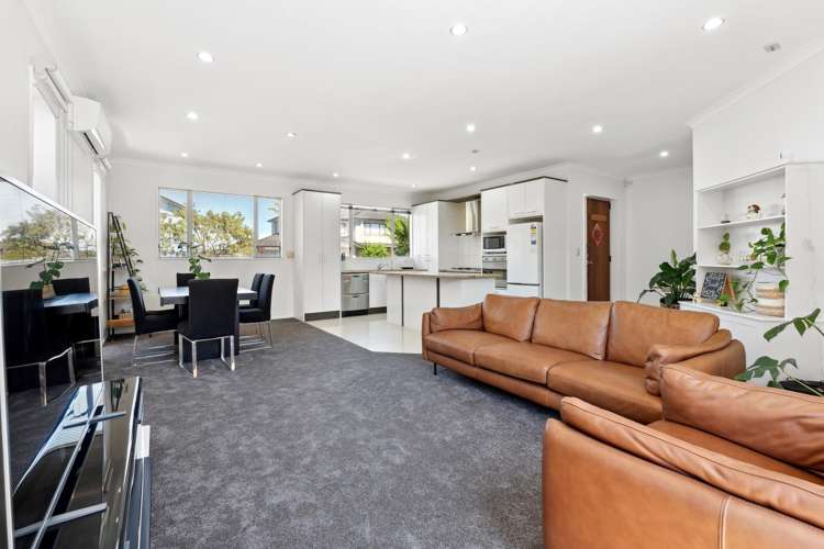 74 Baverstock Road Flat Bush_8