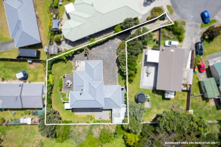 9 Caughley Place Otaki Beach_19
