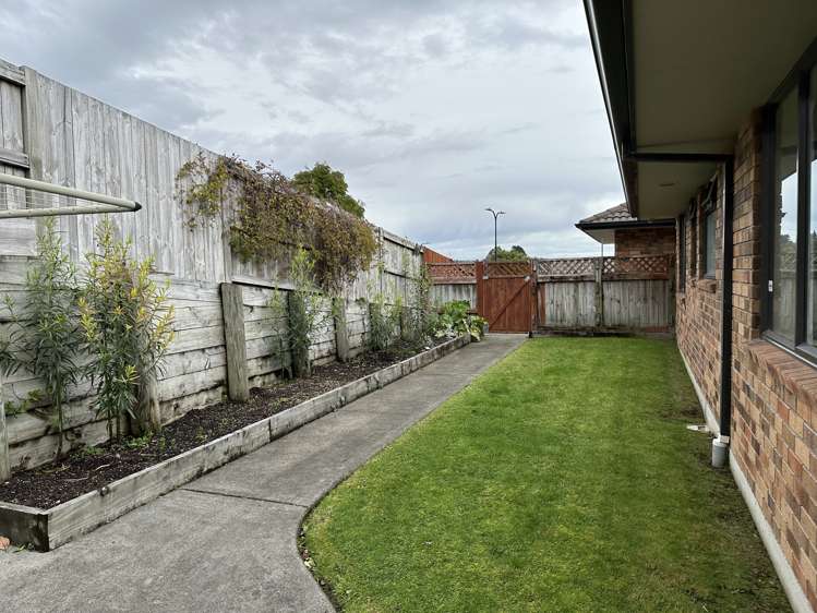 15 Kestrel Avenue Welcome Bay_16