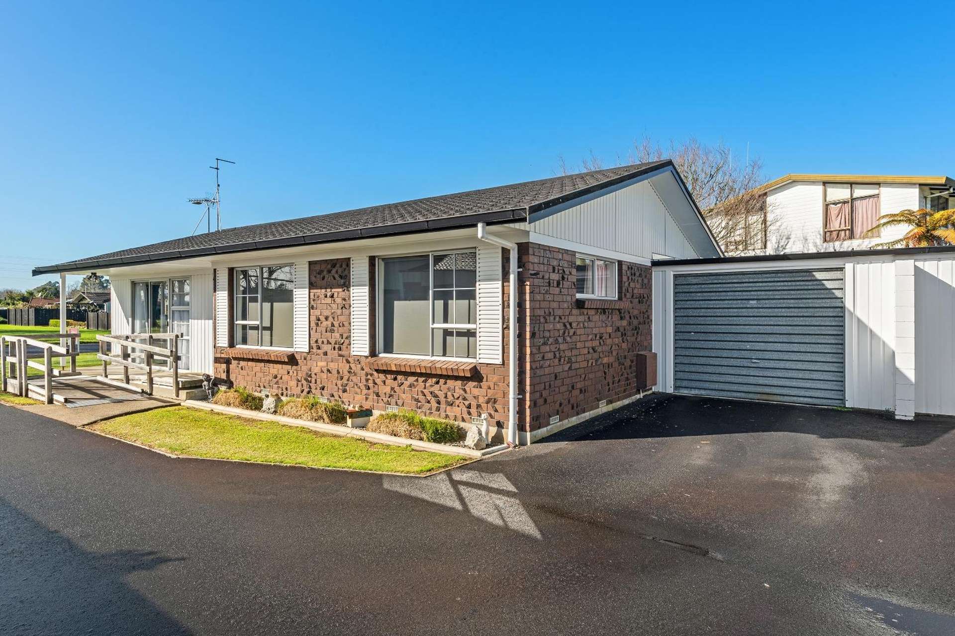33A Orchard Avenue 1060_0