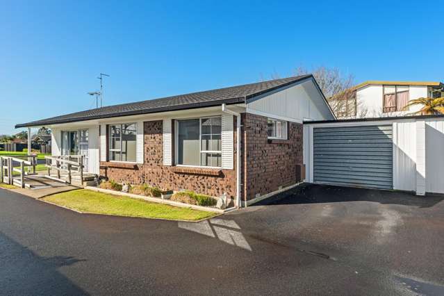 Tidy Two-Bedroom Home in Great Location