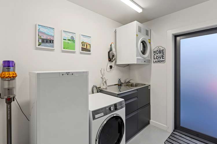 53 Waipunahau Road Waikanae_20