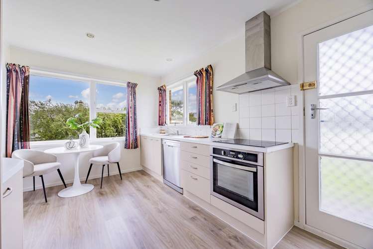 4/4a Dexter Avenue Mount Eden_13