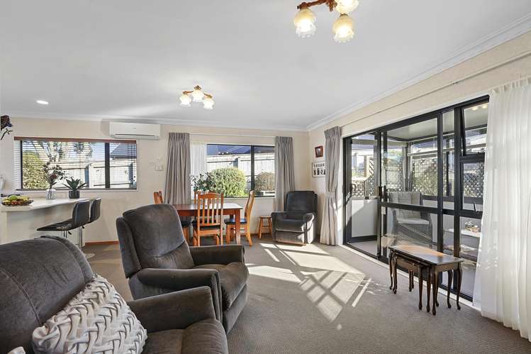1/30 Whiteley Street_5