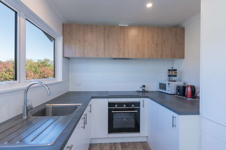 26 Keats Crescent Stoke_7