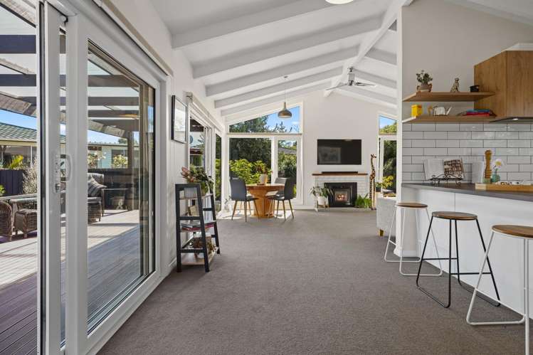 240 Lake Terrace Road Shirley_6