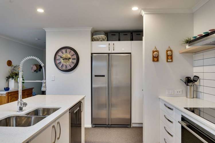 16 Nanchang Road Burleigh_5