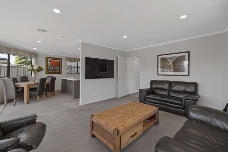 9a Wilton Street Westown_15