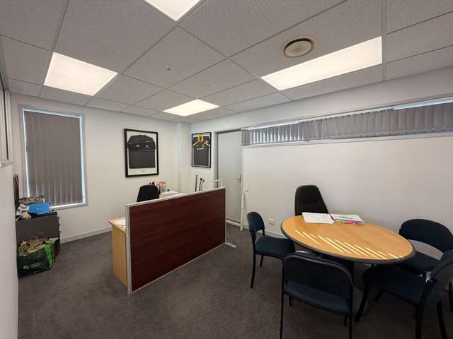 1 Downer Street Hutt Central_3