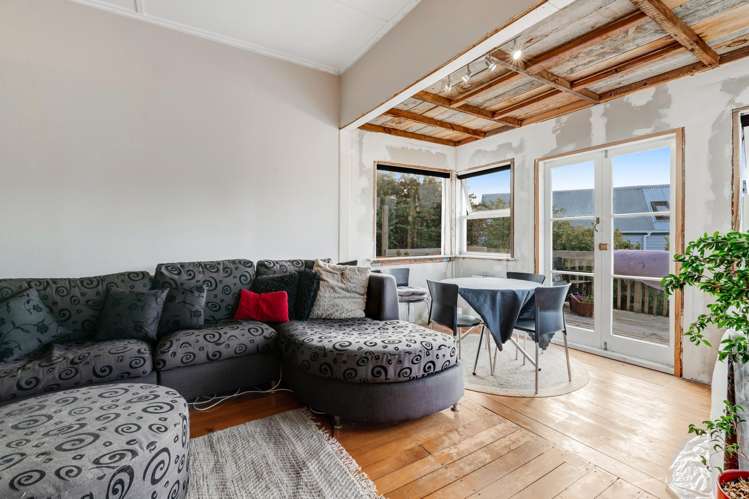 24 Jean Place Stanmore Bay_10