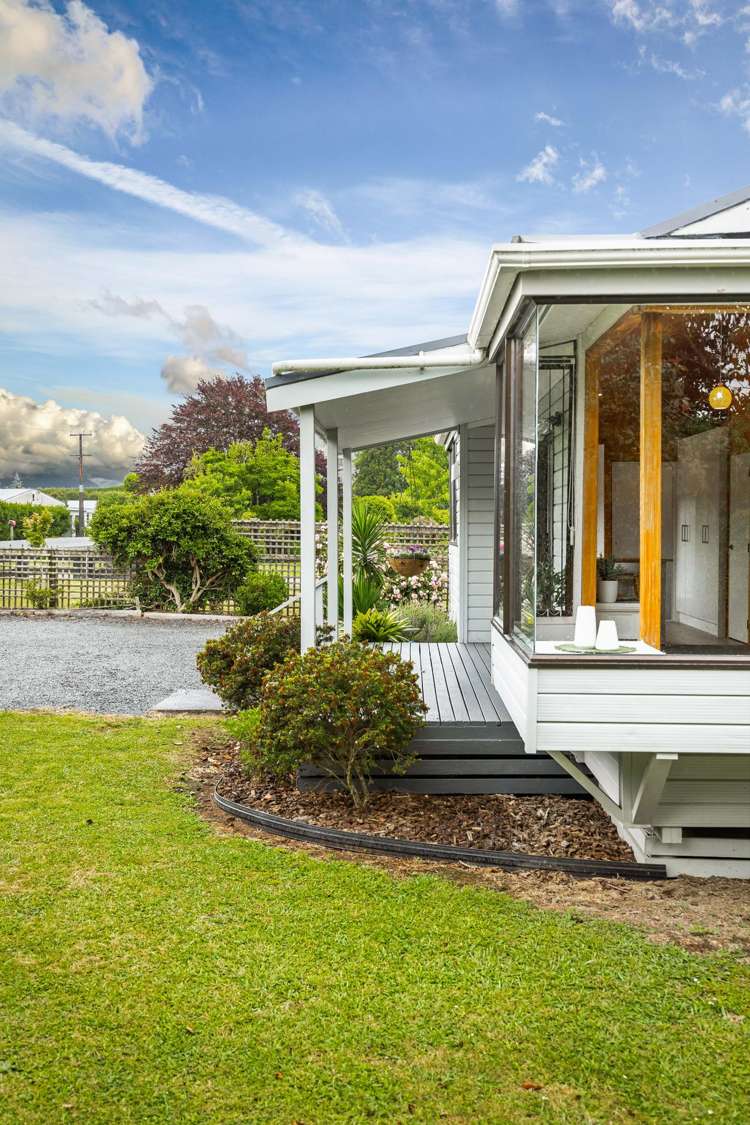 802 Waitakere Road Kumeu_8