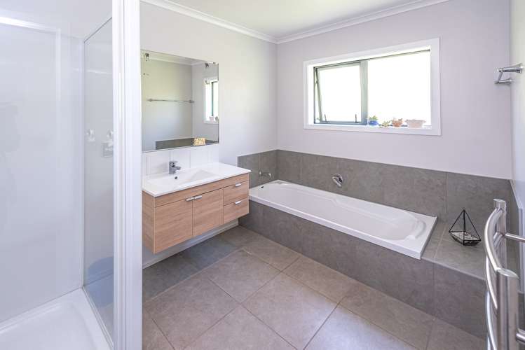 14 Dickens Lane Otamatea_26