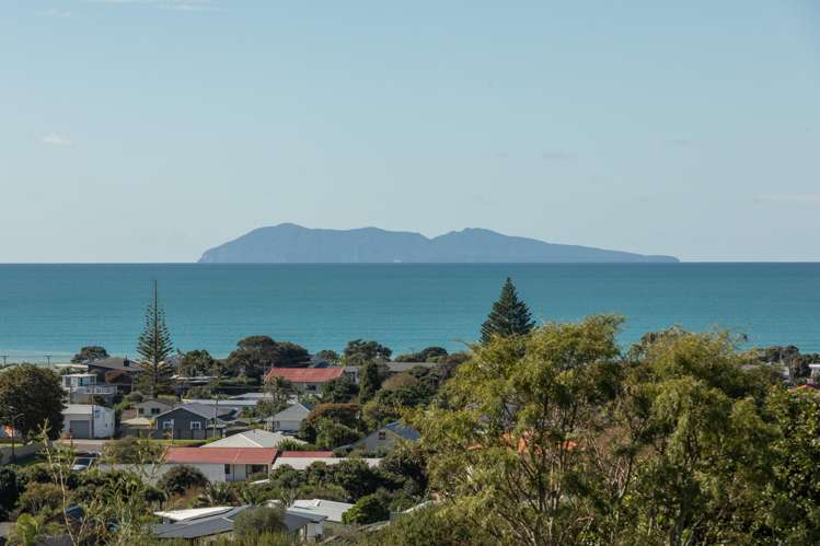 27 Tohora View Waihi Beach_11