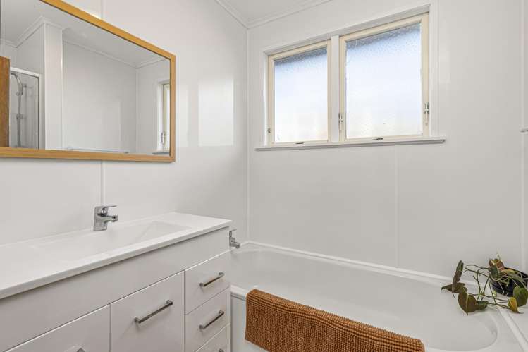 6 Illana Place Ranui_16