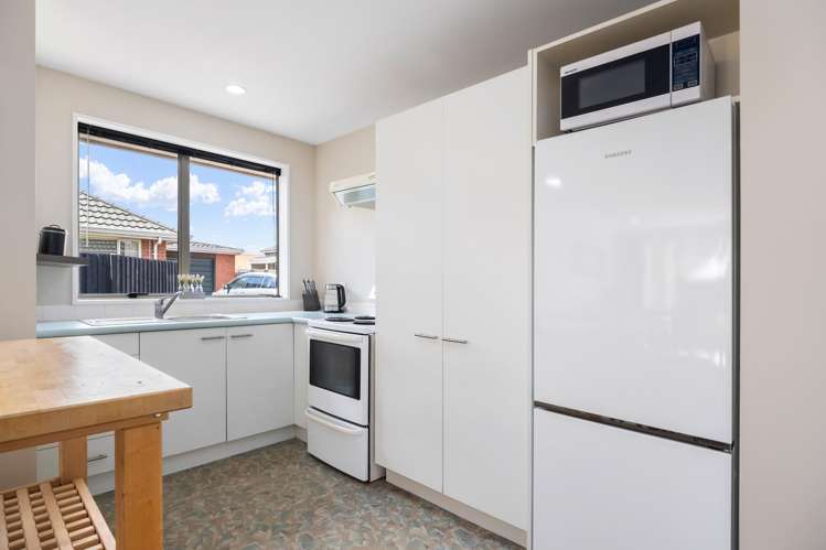 2/20 Braddon Street Addington_4