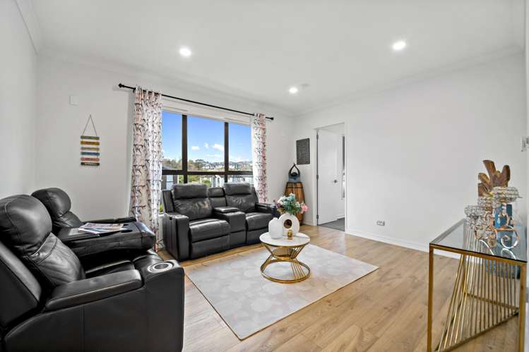 5 Riwai Street Flat Bush_11