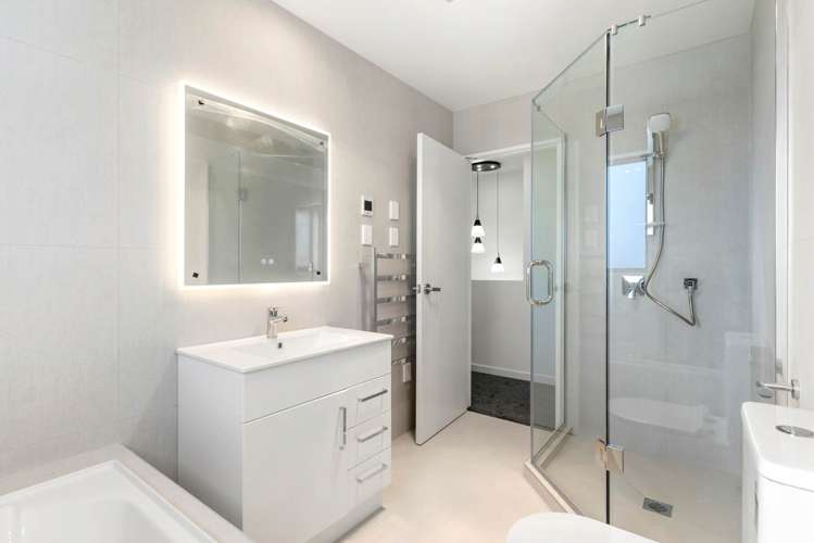 43 Puwha Street Massey_12