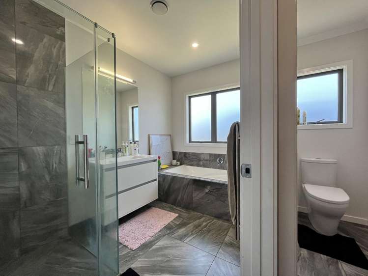 4 Hikawera Drive 10481_11