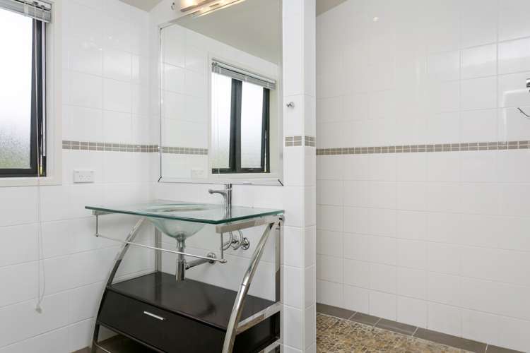 3 Coprosma Crescent Waipahihi_7