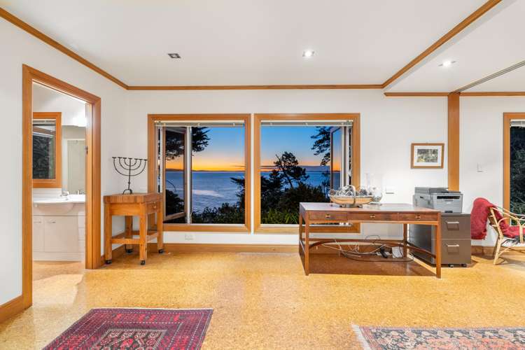 1082 Thames Coast Road Kereta_12