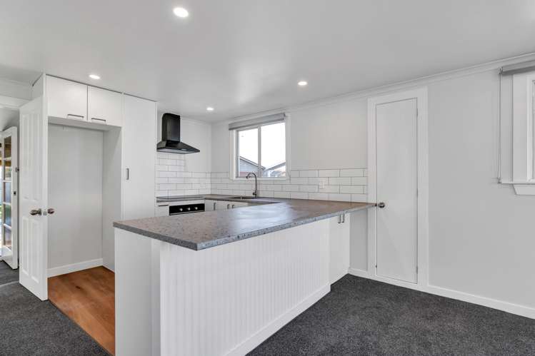 82 Railway Street Eltham_6