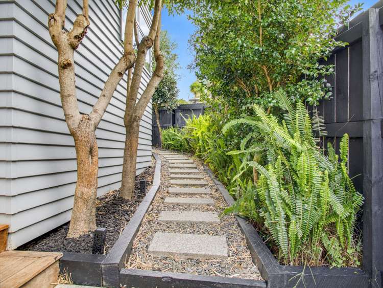 144G Glengarry Road Glen Eden_23