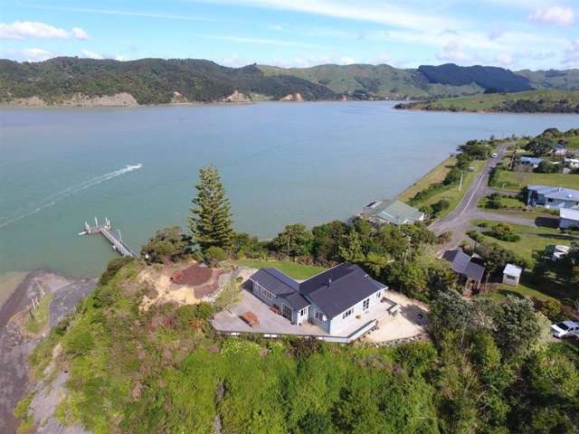 1233 Te Waitere Road Taharoa_3