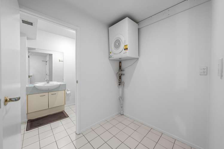 2M/68 Mokoia Road Birkenhead_13