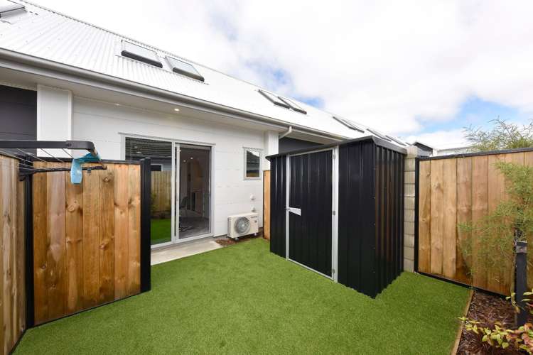  9/19 Winchester Street Merivale_19