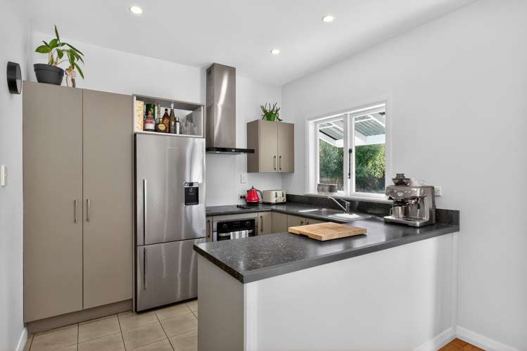 35 Wainui Road Waiwhetu_9