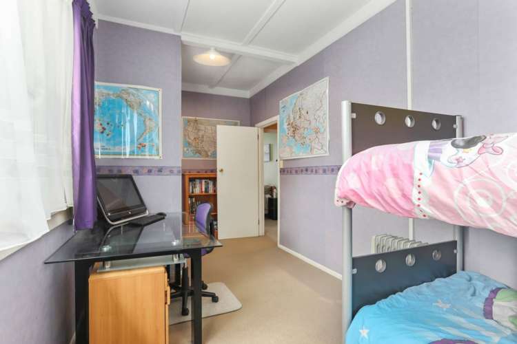 1 Kelvyn Grove Hillpark_23