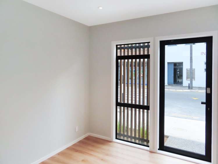 B/42 Dudley Street 10609_2