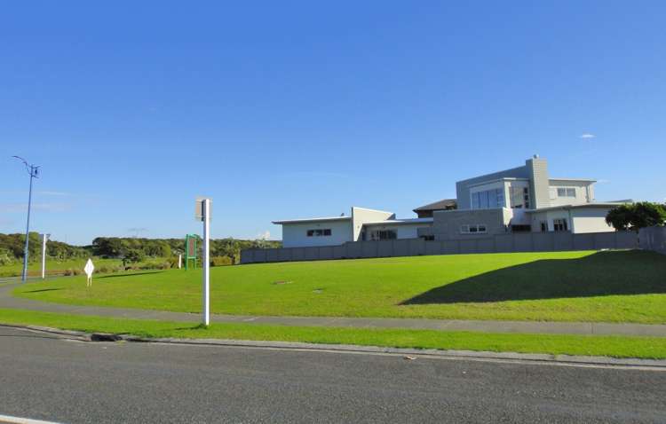 2 Rauiri Drive One Tree Point_1