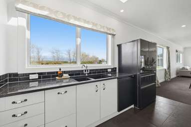 48 Wilson Road South_4