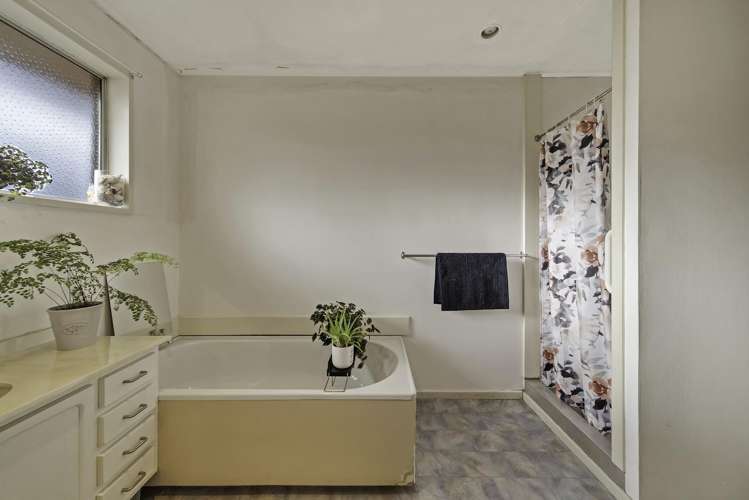 2/44 Strathfield Avenue Dallington_9