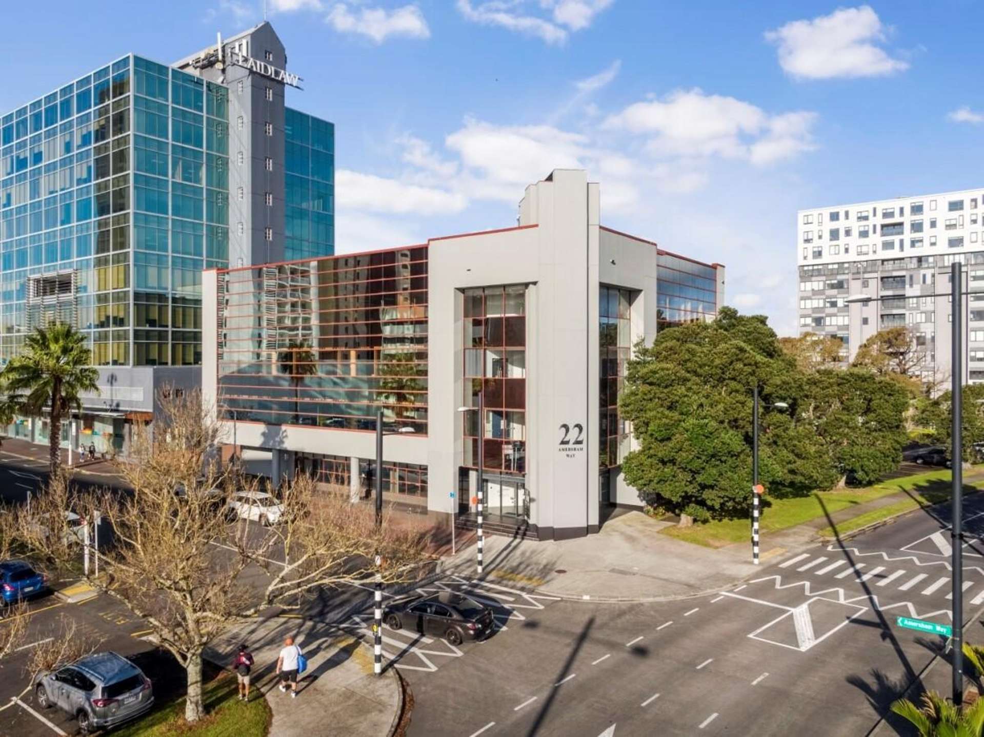 22 Amersham Way City Centre_0