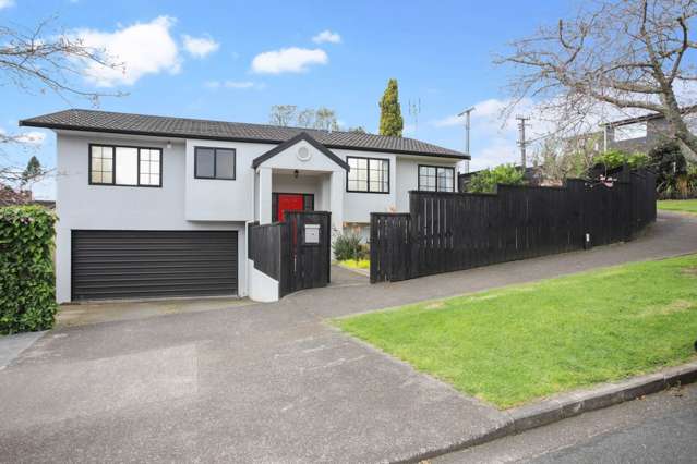 Stunning 3 bedroom Plus Study in Glendowie