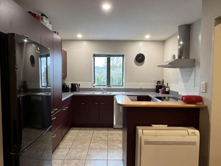 13 Devon Street 1551_1