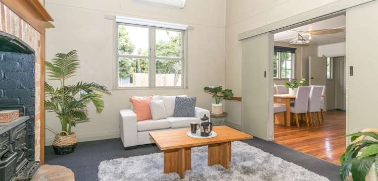 94 Albert Street Hamilton East_1