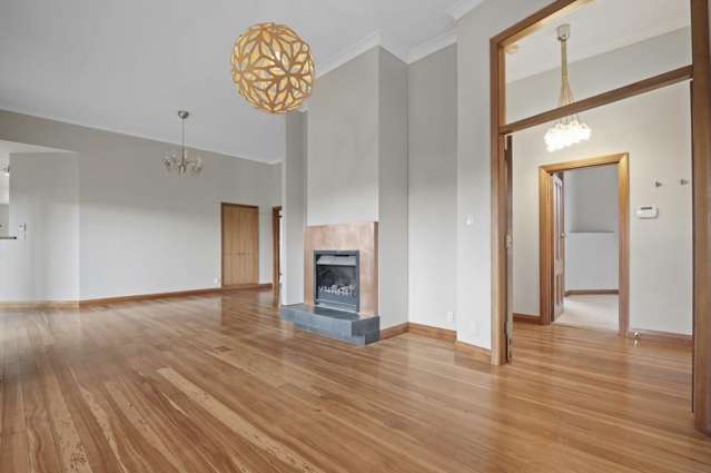 145 Queen Street 10888_3