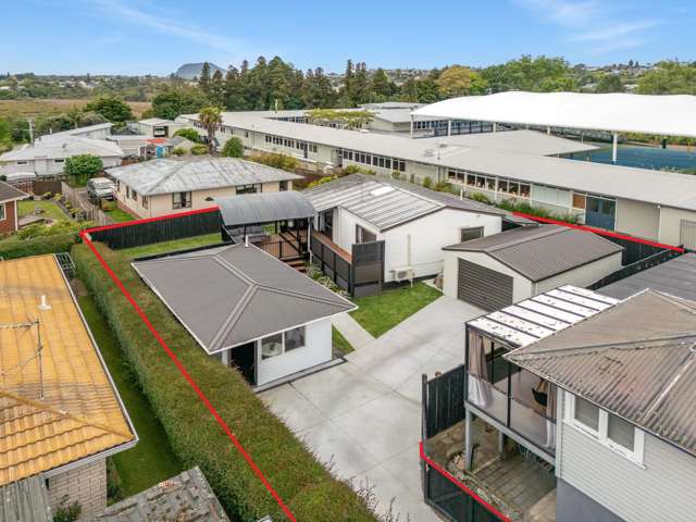 Home + Granny Flat – Vendors Want Offers!
