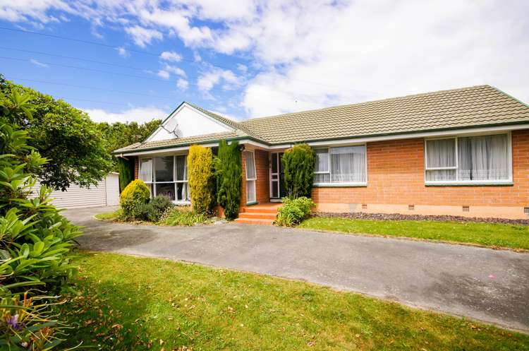 50 Denise Crescent Hornby_0