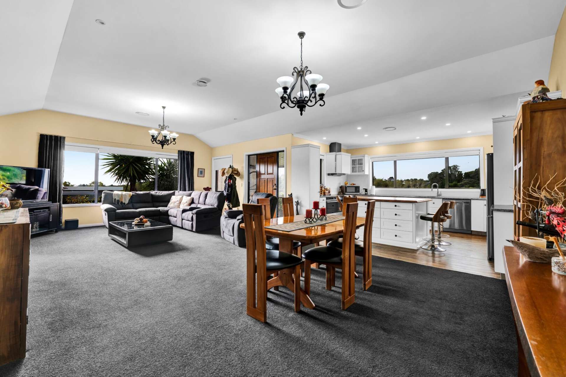 69F Karamea Street Whalers Gate New Plymouth Houses for Sale