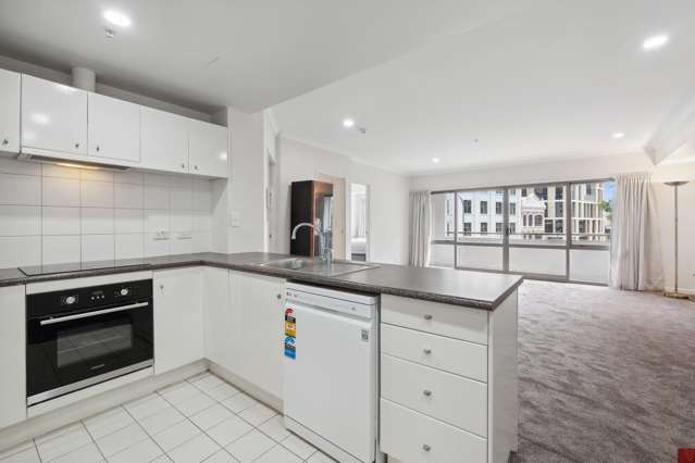 2f/1 Emily Place Auckland Central_1