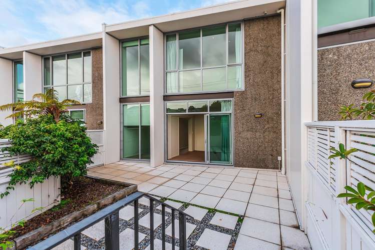 30/14 Norman Smith Street Nukuhau_19