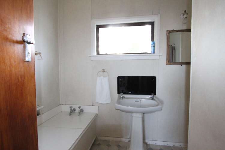 18 Main Street Pahiatua_7