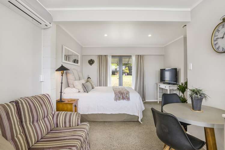 1 John Bracken Way Beach Haven_13