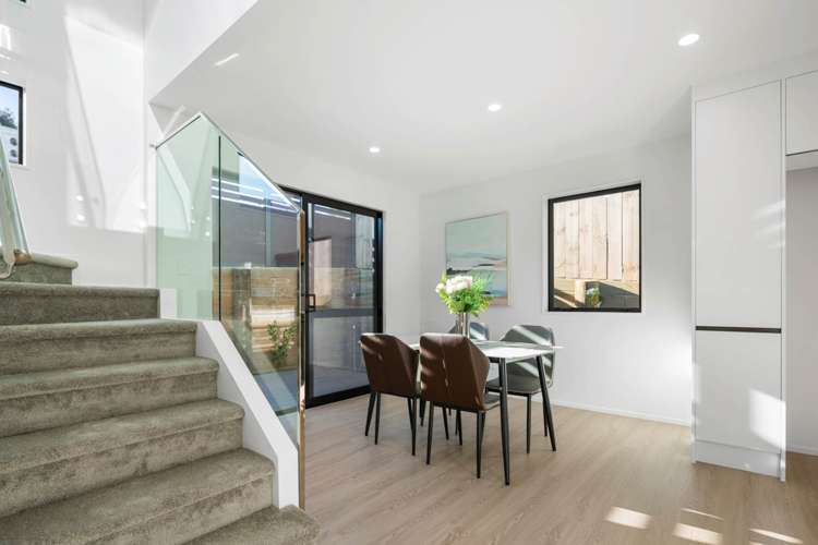 24F Roberts Road_5