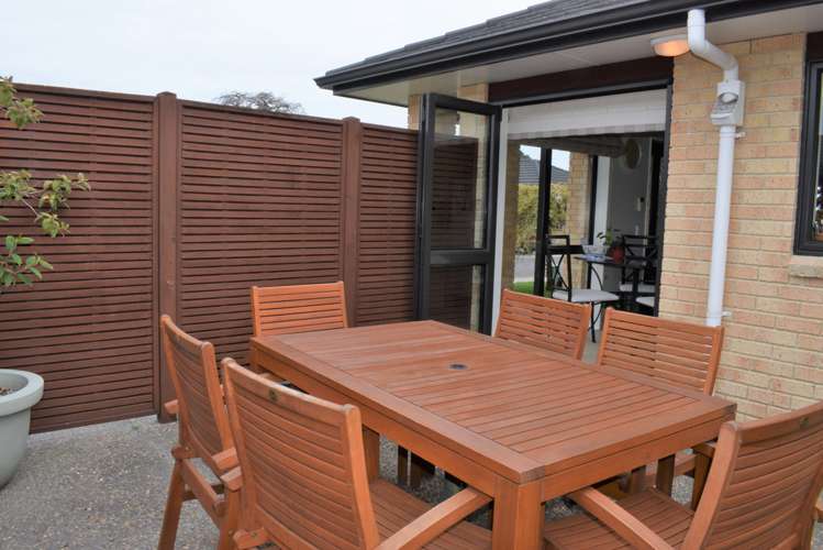 4 Ian Peter Way Otaki_13