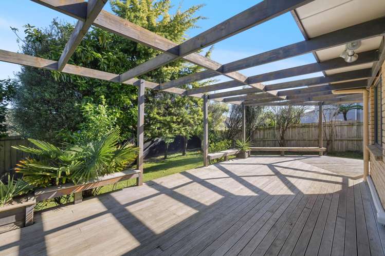 18 Brittany Drive Henderson_23